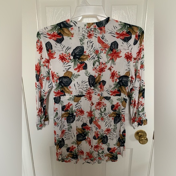 Hilary Radley Tropical Floral Tie Waist Tunic Blouse Dainty Feminine - Picture 2 of 9